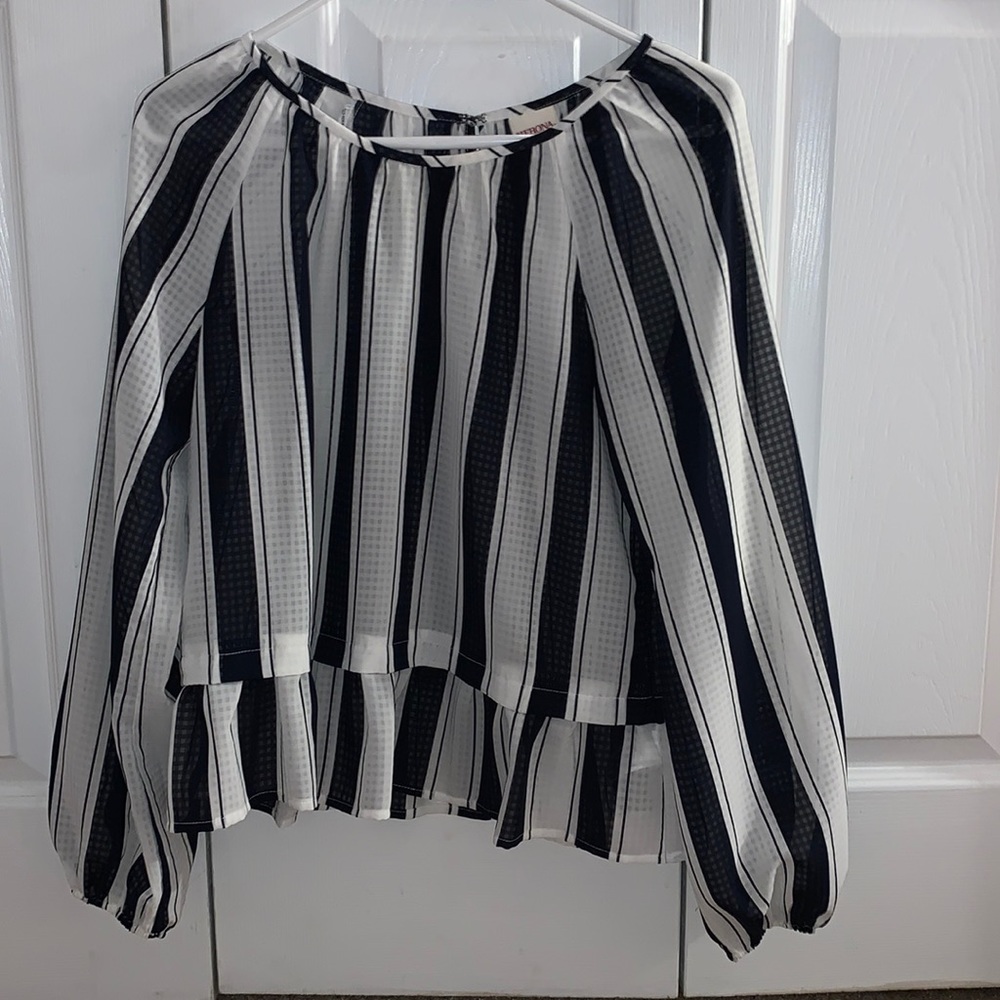 women’s striped top